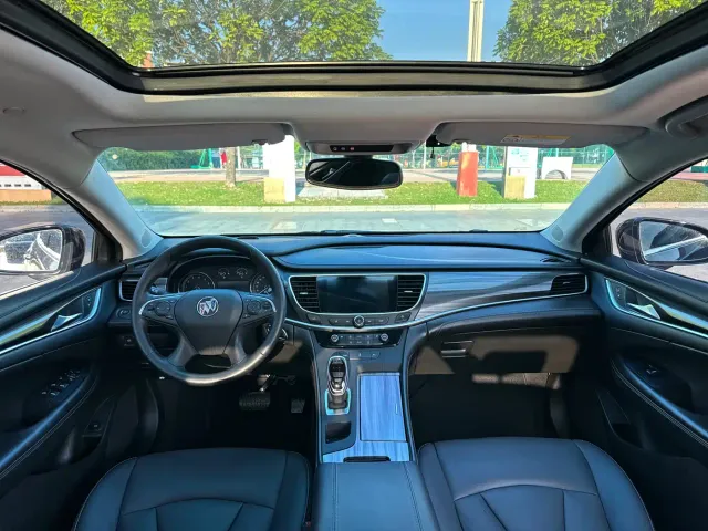 Buick LaCrosse — Фото автомобиля 5