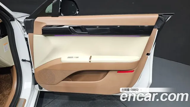 Hyundai Grandeur GN7 — Фото автомобиля 13