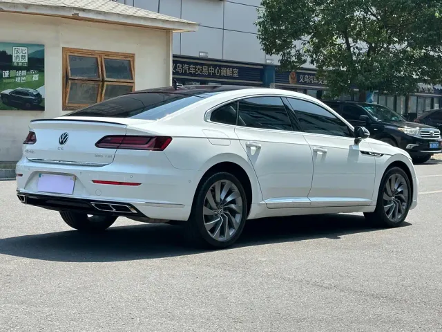 Volkswagen CC — Фото автомобиля 9