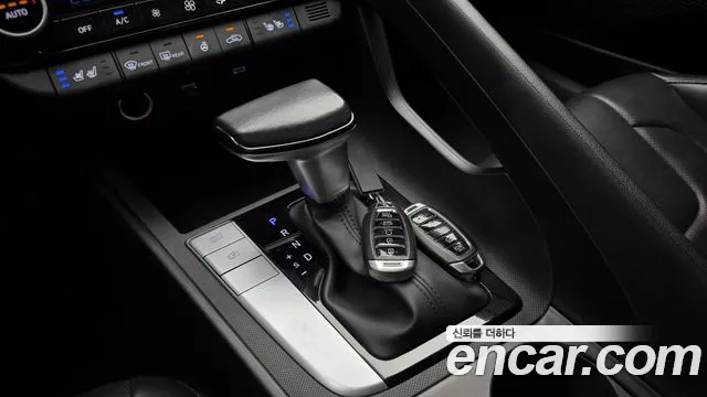 Hyundai AVANTE Avante (CN7) — Фото автомобиля 9