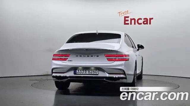Genesis G80 Бензин 2.5 турбо 2WD — Фото автомобиля 4