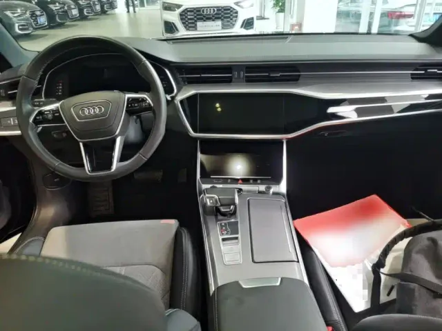 Audi A6L — Фото автомобиля 13