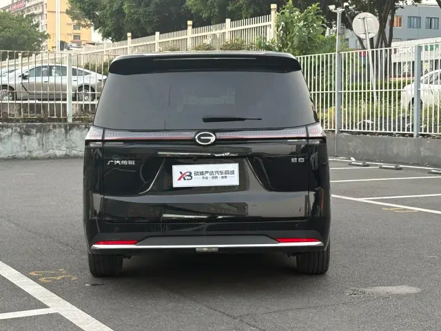 GAC Trumpchi E8 — Фото автомобиля 6