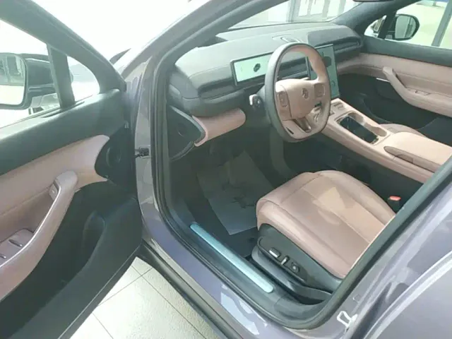 Nio EC6 — Фото автомобиля 15