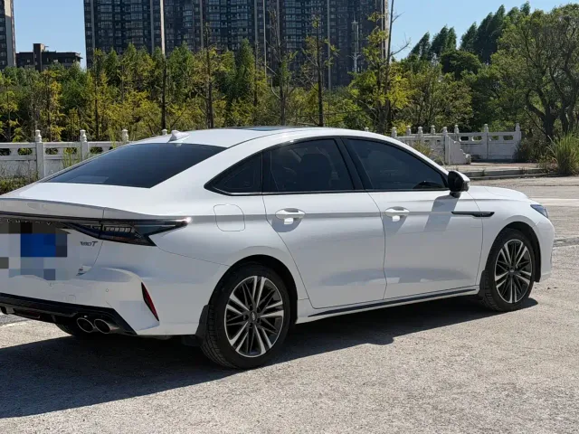 Chery Arrizo 8 — Фото автомобиля 4