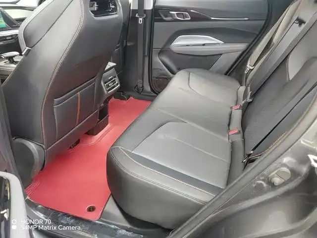 Changan Z6 — Фото автомобиля 13