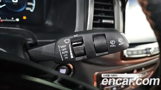 KG_Mobility_Ssangyong Rexton Новый Rexton Sport Khan Дизель 2.2 4WD — Фото автомобиля 19