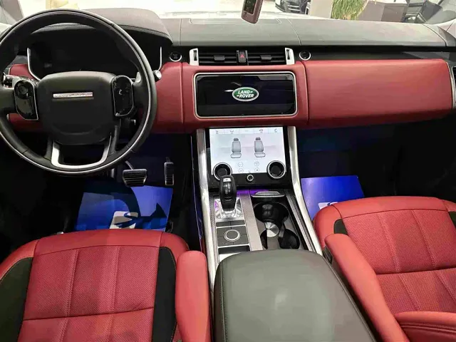 Land Rover Range Rover Sport — Фото автомобиля 14