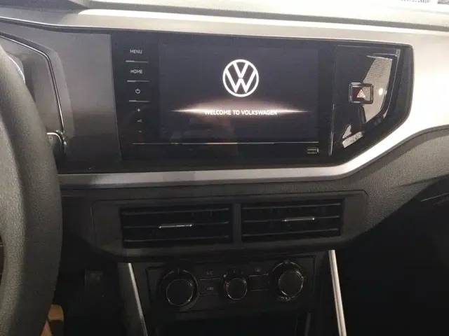 Volkswagen Polo — Фото автомобиля 12