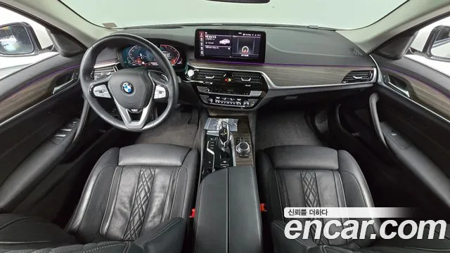 BMW 5-Series — Фото автомобиля 7