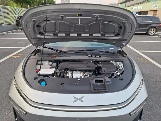Xpeng P7+ — Фото автомобиля 12