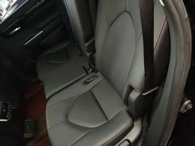 Toyota Highlander — Фото автомобиля 16