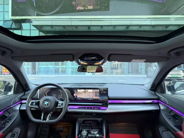 BMW 5 Series — Фото автомобиля 12