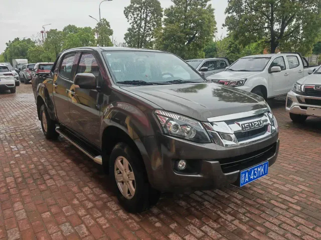 Isuzu Lingtuo — Фото автомобиля 3