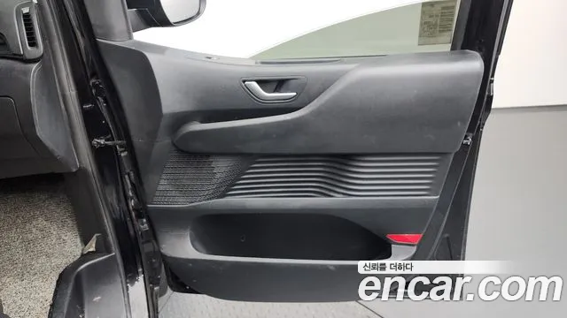 Hyundai Staria Staria Карго 3 места — Фото автомобиля 24