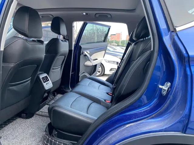 Geely Boyue 2022 Boyue X 1.8TD DCT Smart Connection — Фото автомобиля 11