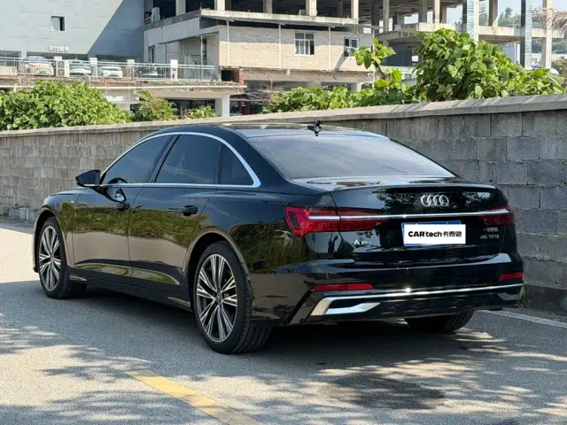 Audi A6L — Фото автомобиля 9
