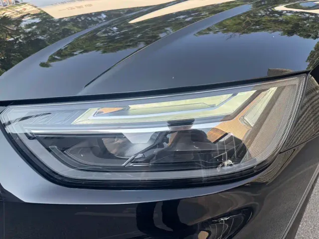 Audi Q5L — Фото автомобиля 10