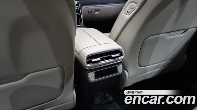 Genesis GV80 — Фото автомобиля 25