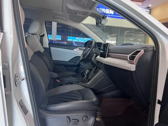 Volkswagen Tharu — Фото автомобиля 9