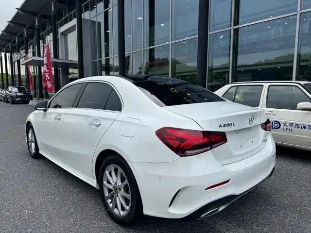 Mercedes-Benz Mercedes-Benz A-Class 2022 A 200 L Sport Sedan Style — Фото автомобиля 4