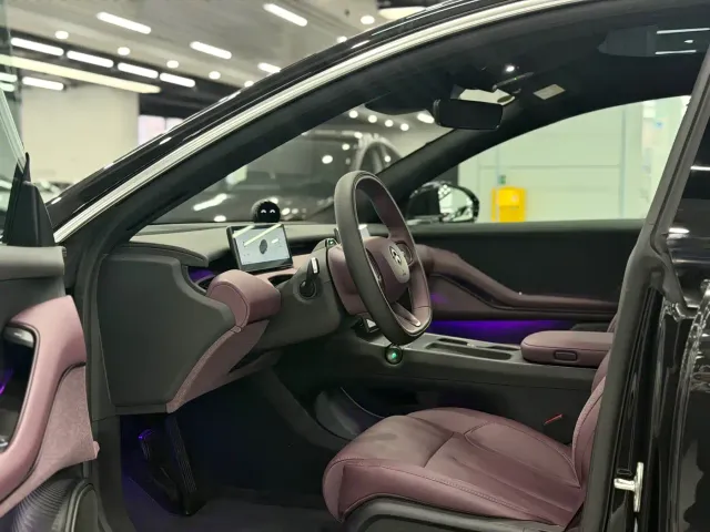 Nio ET5 Touring — Фото автомобиля 8