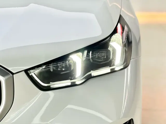 BMW 5 Series — Фото автомобиля 17