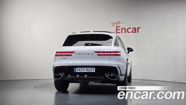 Genesis GV70 — Фото автомобиля 4