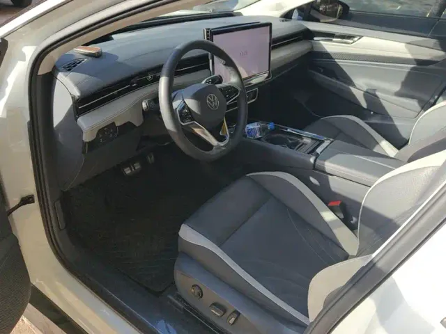 Volkswagen ID.7 Vizzion — Фото автомобиля 9