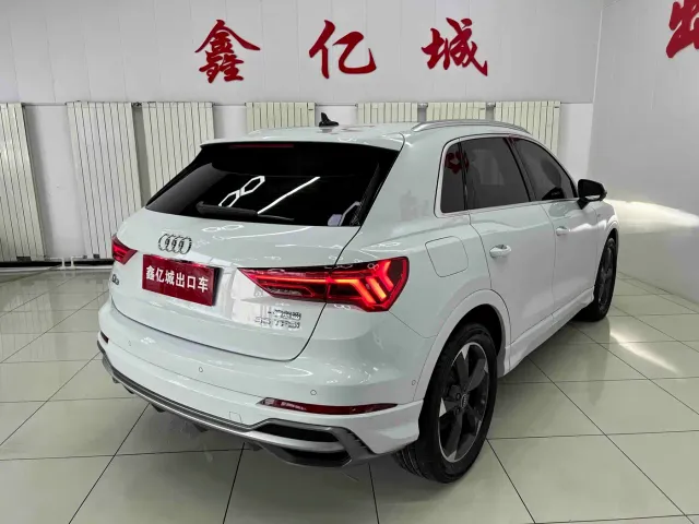 Audi Q3 — Фото автомобиля 4