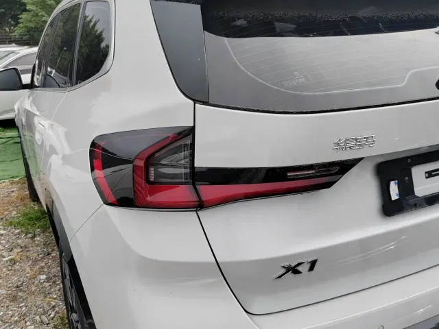 BMW X1 — Фото автомобиля 6