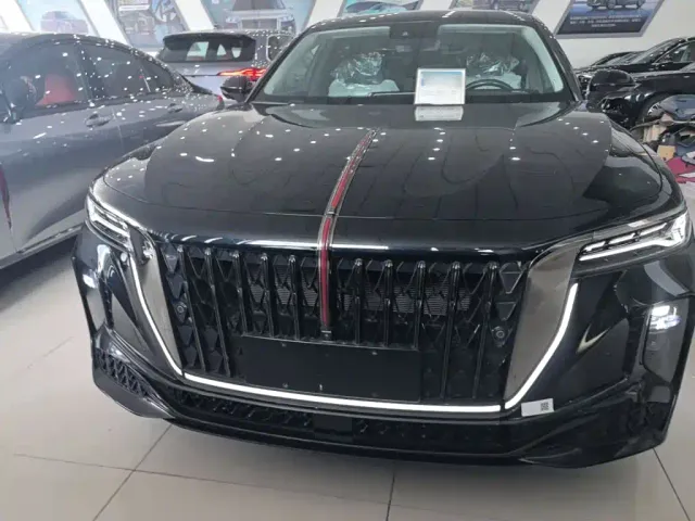 Hongqi H9 — Фото автомобиля 2