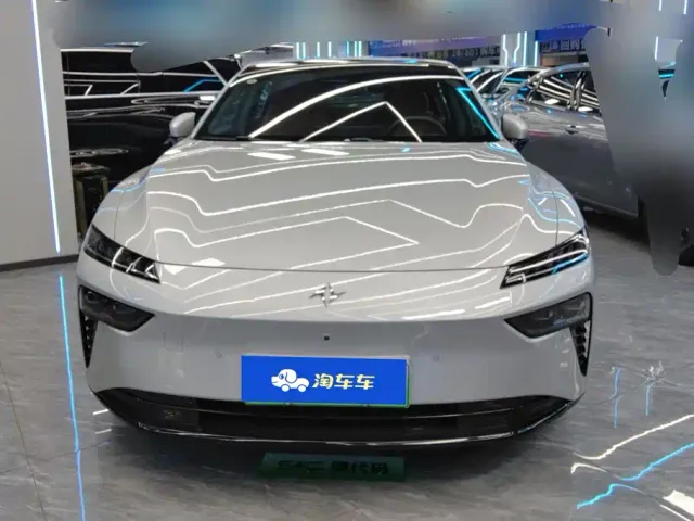 Dongfeng eπ 007 — Фото автомобиля 2