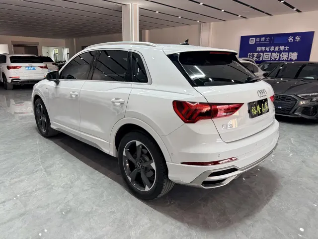 Audi Q3 — Фото автомобиля 6