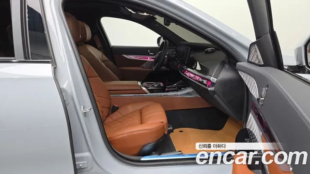 BMW 7-Series 7 серия (G70) 740i xDrive M Sport — Фото автомобиля 11