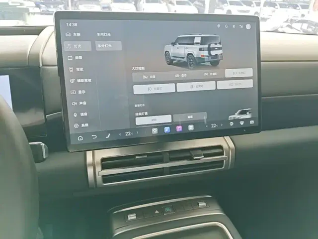 BYD FangChengBao Titanium 7 — Фото автомобиля 12