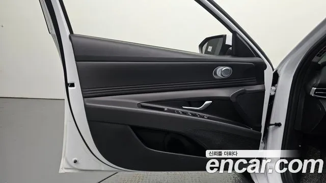 Hyundai Avante CN7 — Фото автомобиля 24