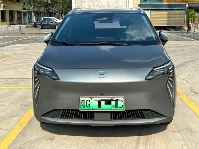 GAC Aion Y — Фото автомобиля 2