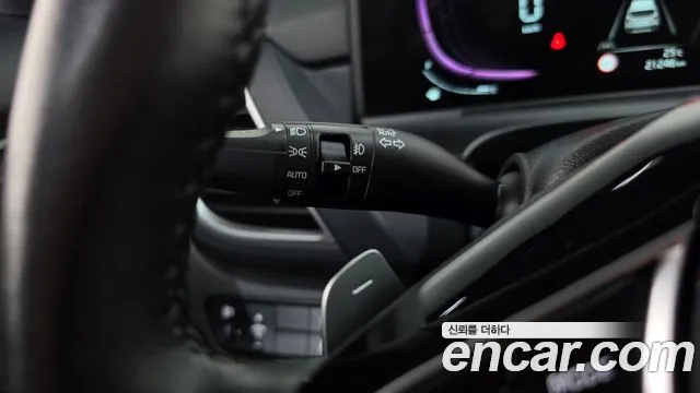 Kia Seltos New — Фото автомобиля 29