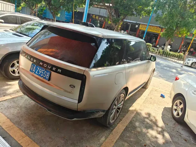Land Rover Range Rover — Фото автомобиля 8