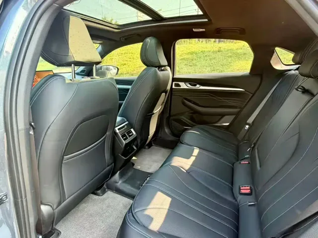 Geely Xingrui — Фото автомобиля 5
