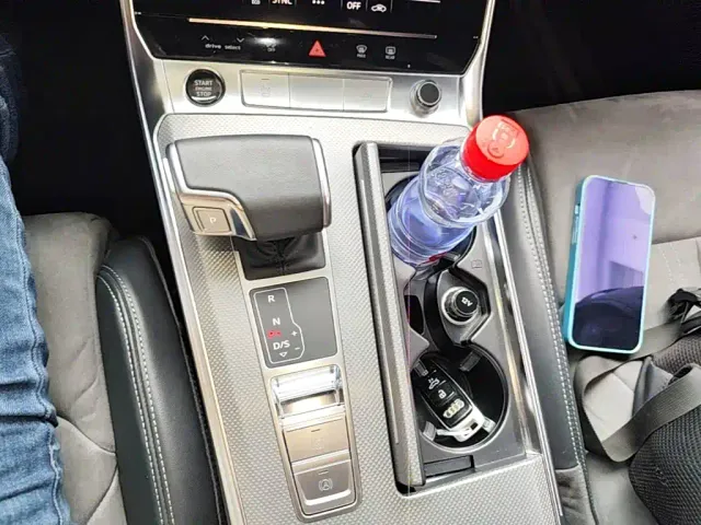 Audi A6L — Фото автомобиля 13