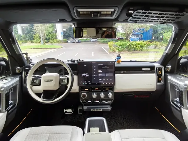 iCAR V23 — Фото автомобиля 21