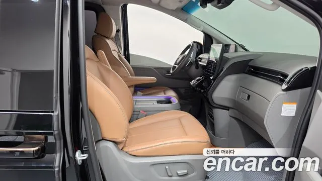Hyundai Staria — Фото автомобиля 16
