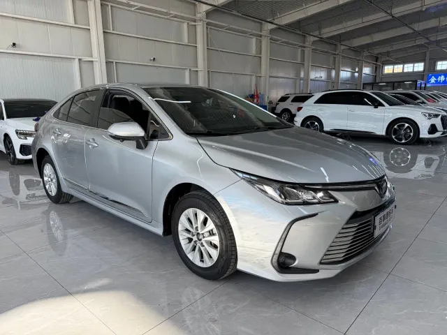 Toyota Corolla — Фото автомобиля 3