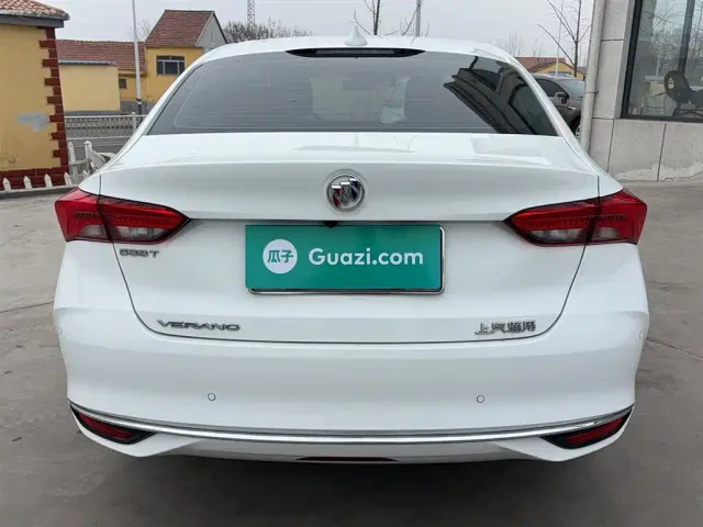 Buick Verano — Фото автомобиля 4