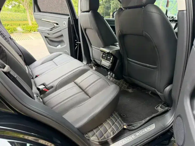 Land Rover Range Rover Evoque — Фото автомобиля 12