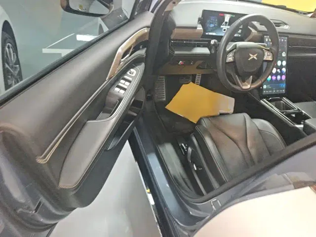 Xpeng P5 — Фото автомобиля 15
