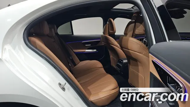 Mercedes-Benz E-Class W214 — Фото автомобиля 18