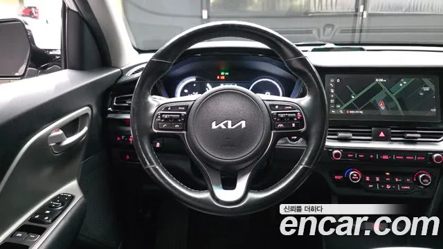 Kia Niro Niro Plus Air — Фото автомобиля 13